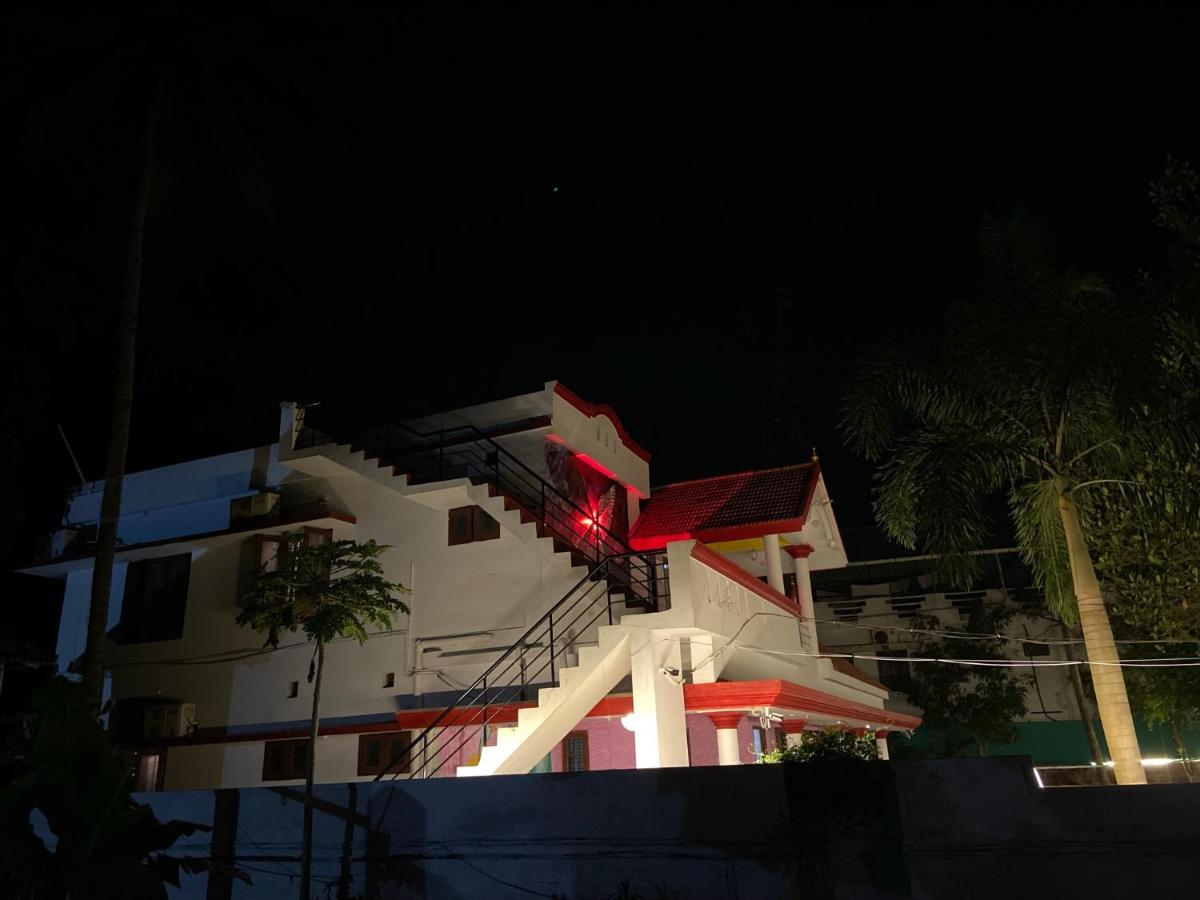 Hostelexp, Varkala - A Beach Town Hostel Extérieur photo